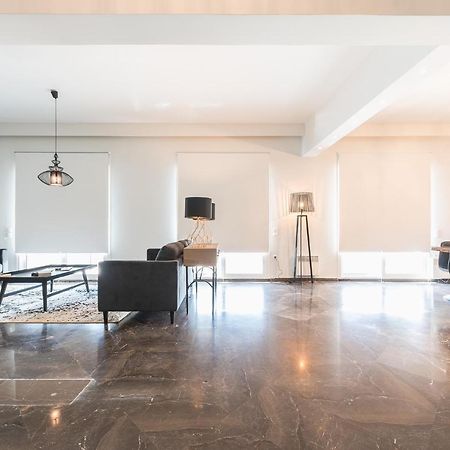 Traveler'S Dream 4 Brdm Renovated Penthouse Lägenhet Aten Exteriör bild